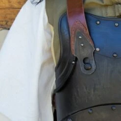 Torse Léger Sombre Du Mercenaire -Mon GN Promos Boutique torse leger sombre du mercenaire 5